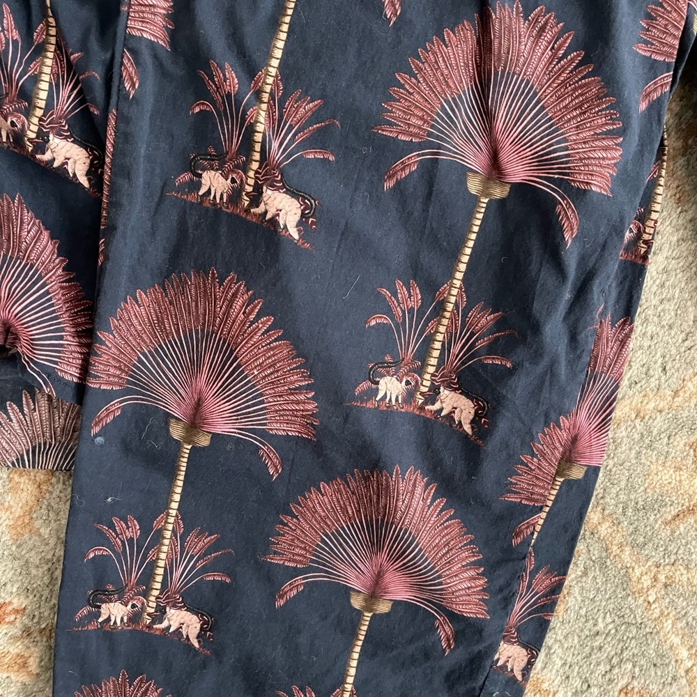 Desmond & Dempsey Ravenela Print Pajama Set Small - Picture 2 of 4